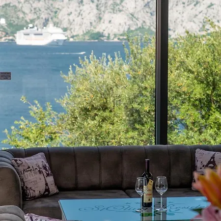 Stoliva Residence With Infinity Pool Kotor Exterior photo
