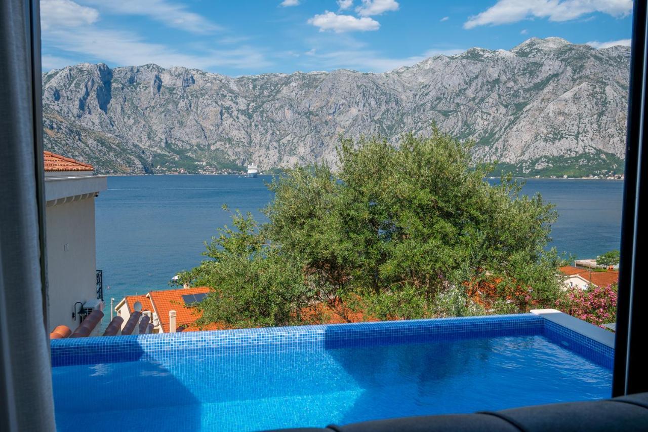 Stoliva With Infinity Pool Villa Kotor