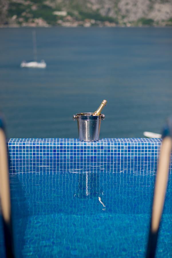 Villa Stoliva With Infinity Pool *