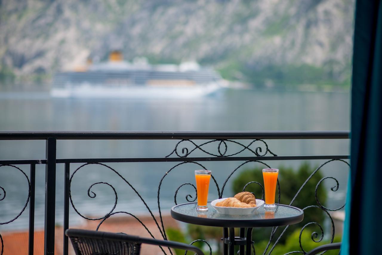 Stoliva With Infinity Pool Kotor